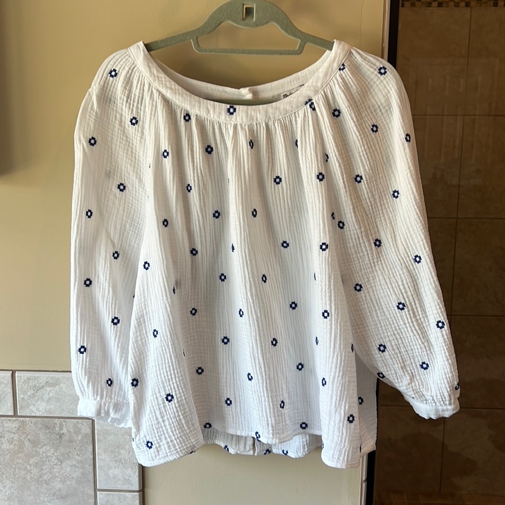 White & Navy Top - Large